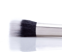 #61 - Кисть №32. Средняя фокусная для нанесения рассыпчатых и кремовых текстур #61 - Кисть №32. Средняя фокусная для нанесения рассыпчатых и кремовых текстур